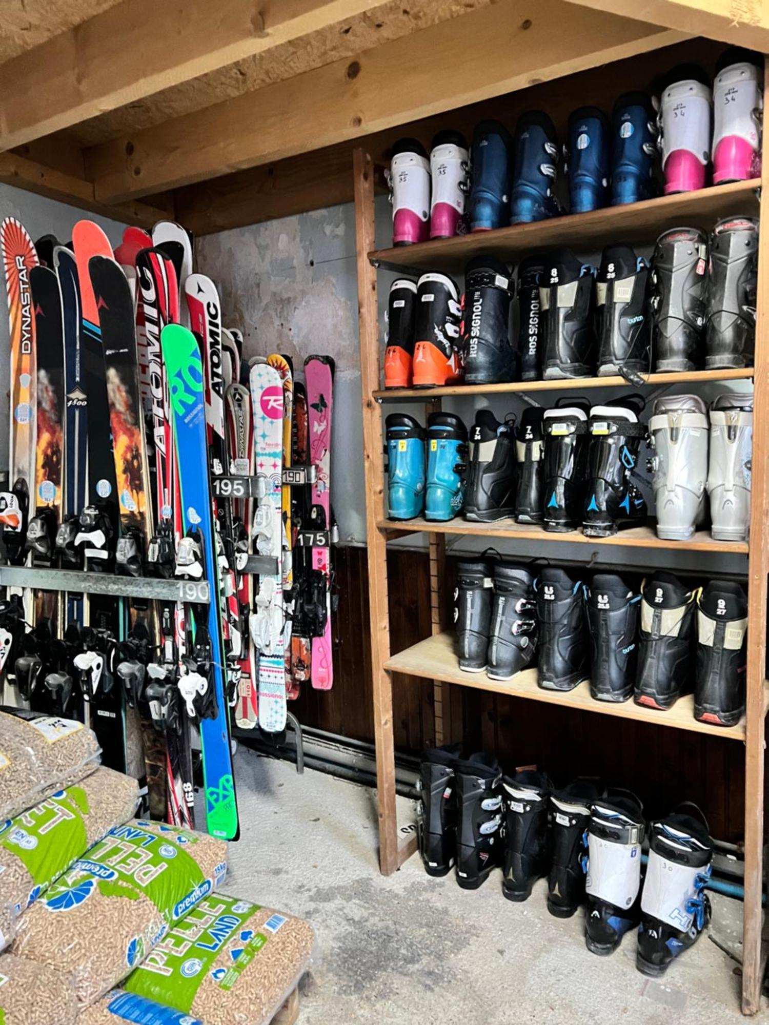 L'Astazou "Pret Gracieux Du Materiel De Ski" Au Studio Luz-Saint-Sauveur Exterior foto